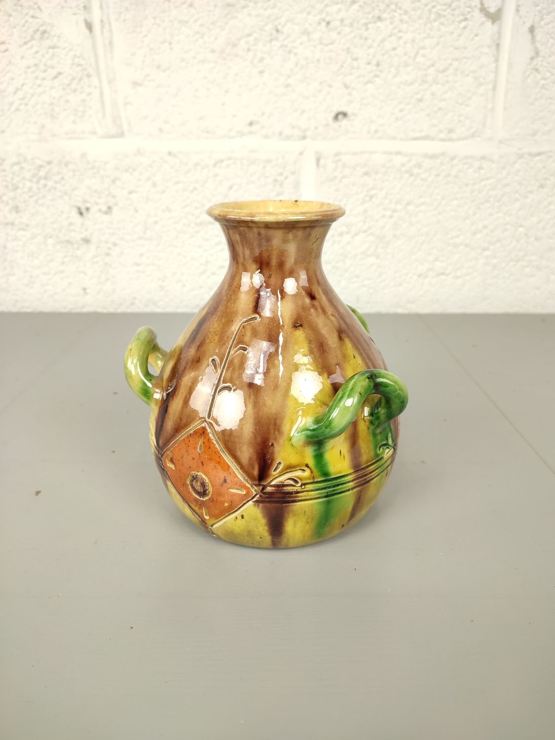 Vase in Flemish earthenware 19cm