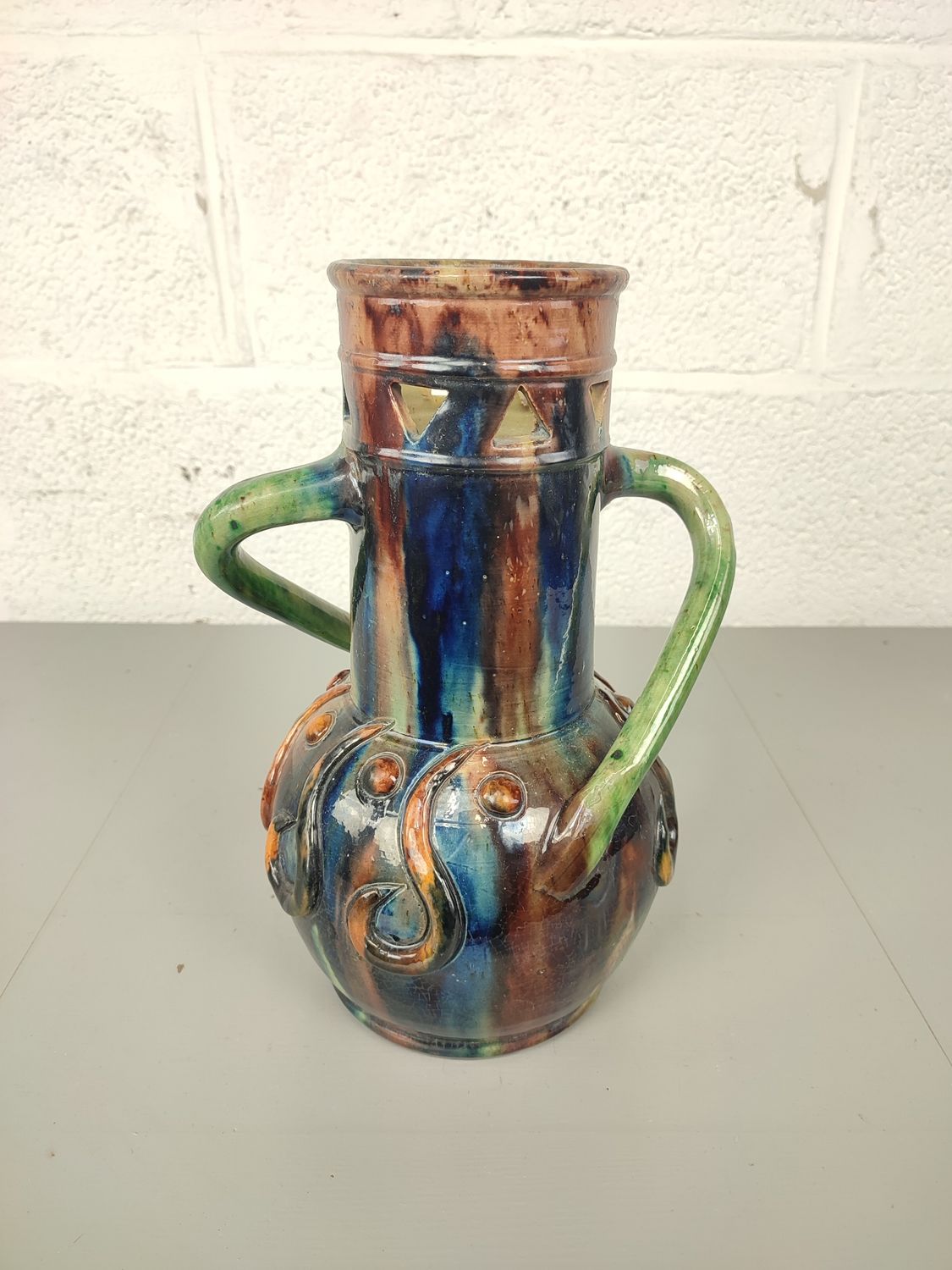 Vase in Flemish earthenware 33cm