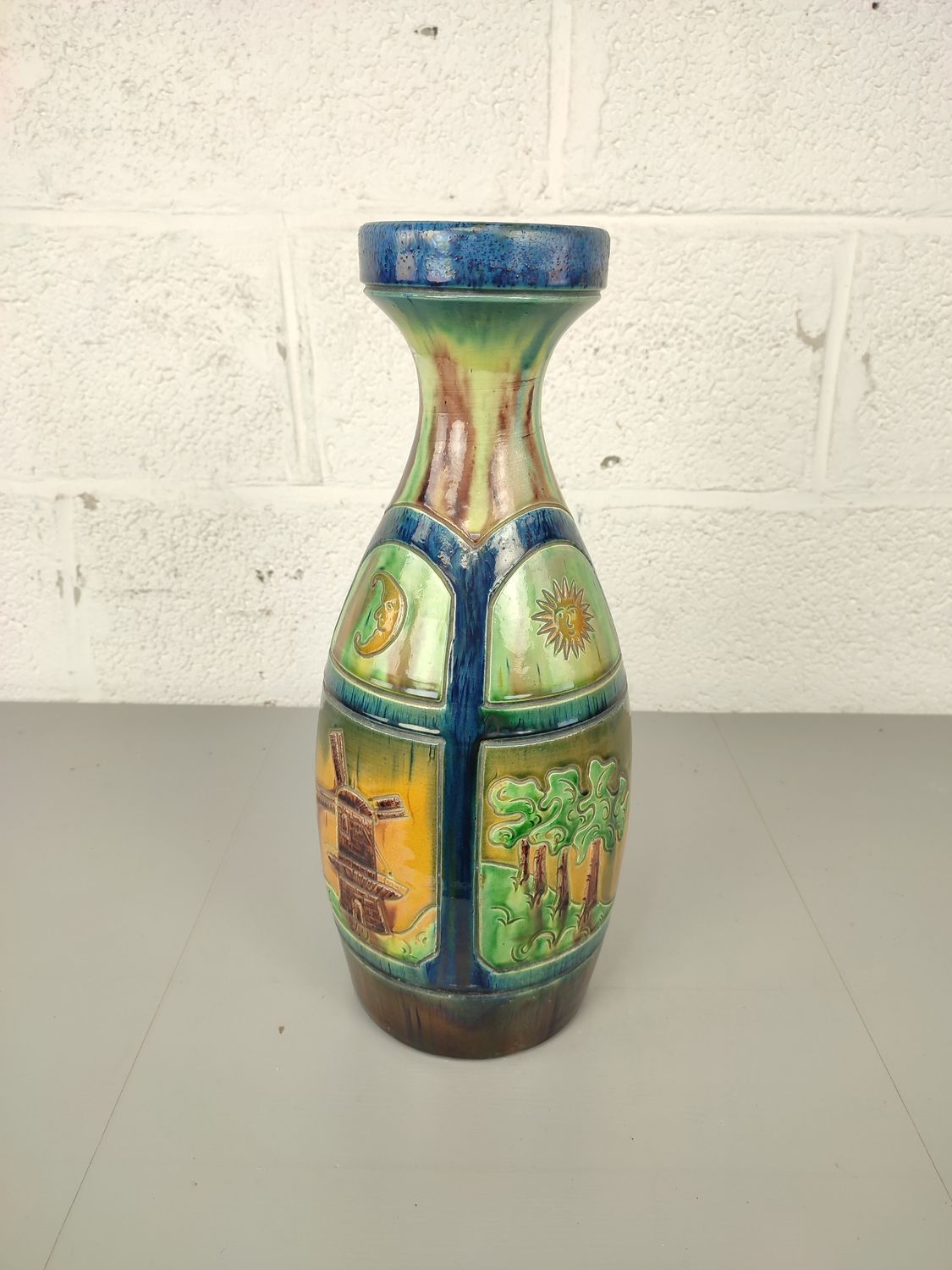 Vase in Flemish earthenware 46cm