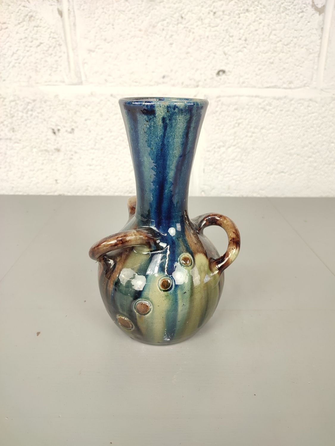 Vase in Flemish earthenware 23cm