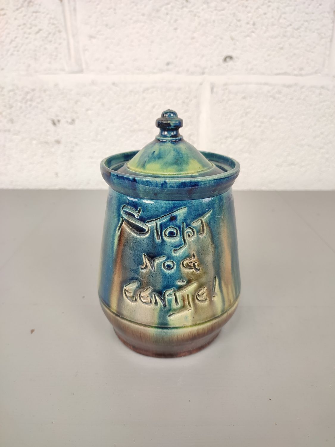Tobacco jar in Flemish earthenware