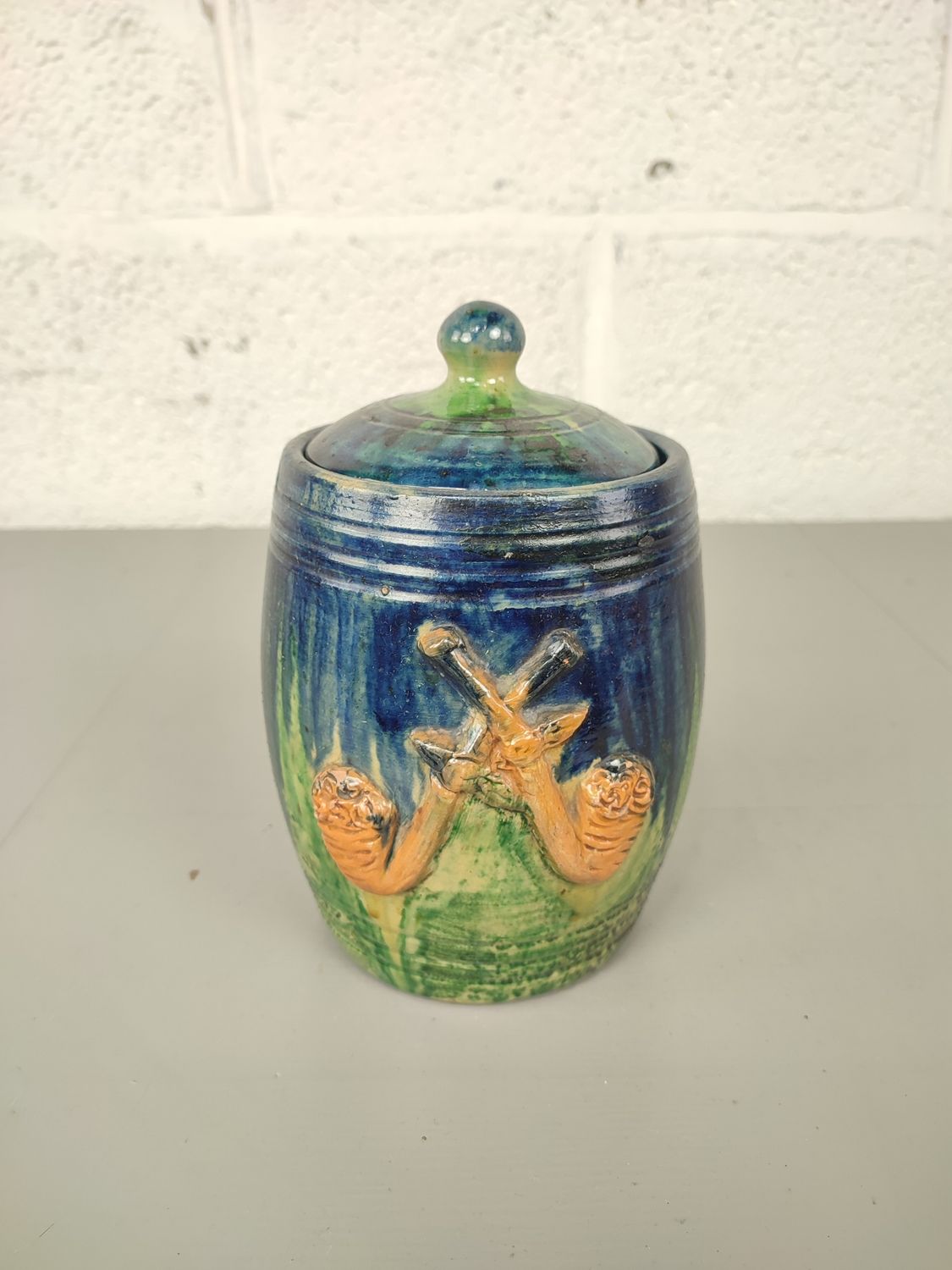 Tobacco jar in Flemish earthenware