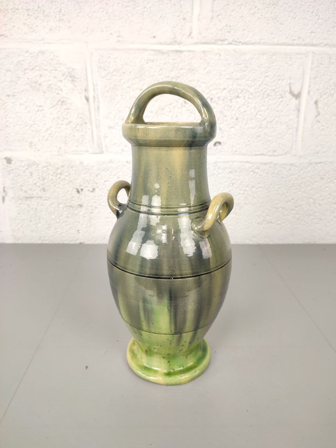 Vase in Flemish pottery 37cm