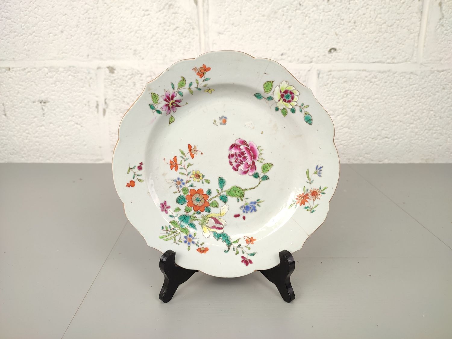 Antique Chinese plate