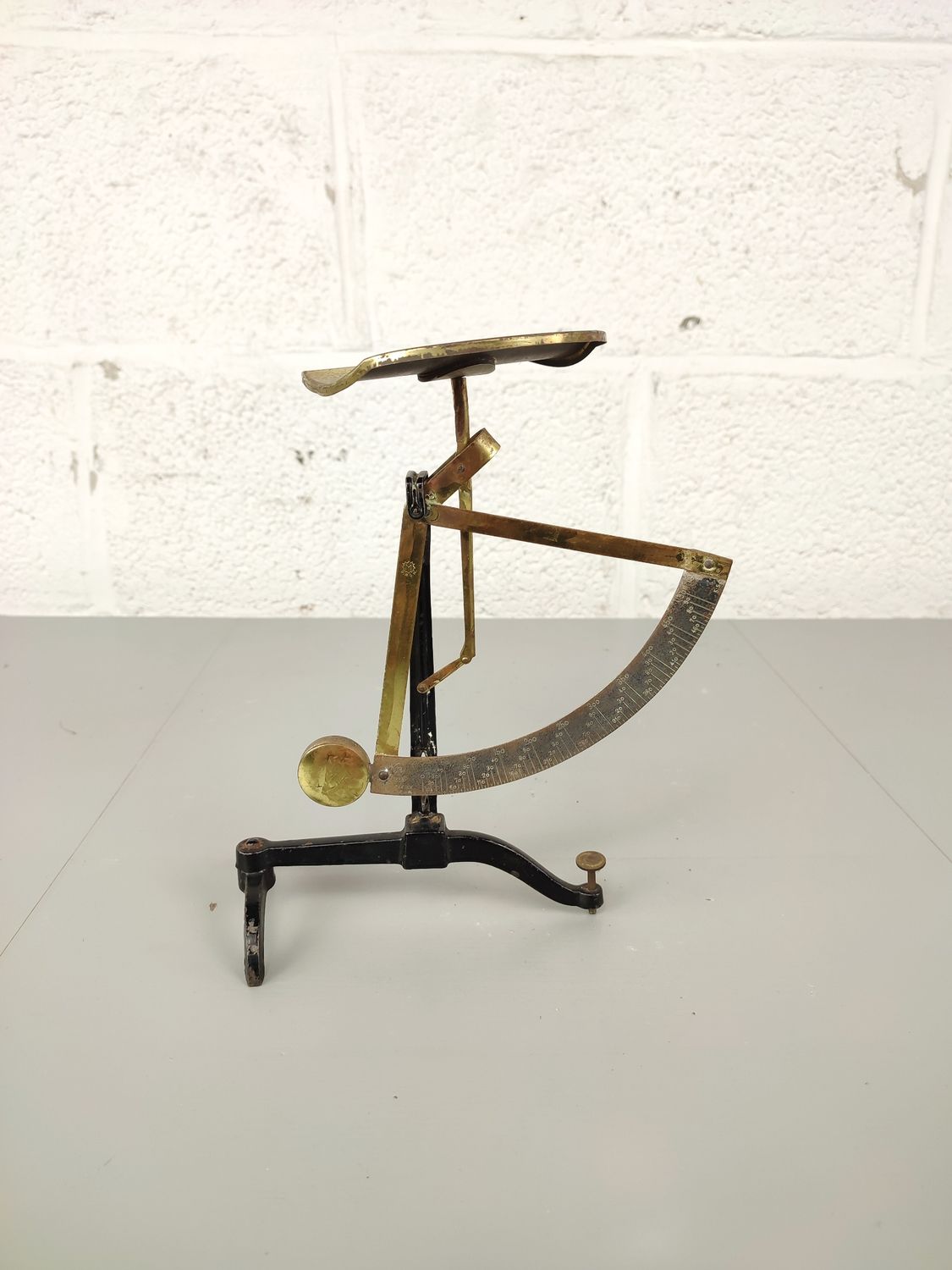 Old letters scales