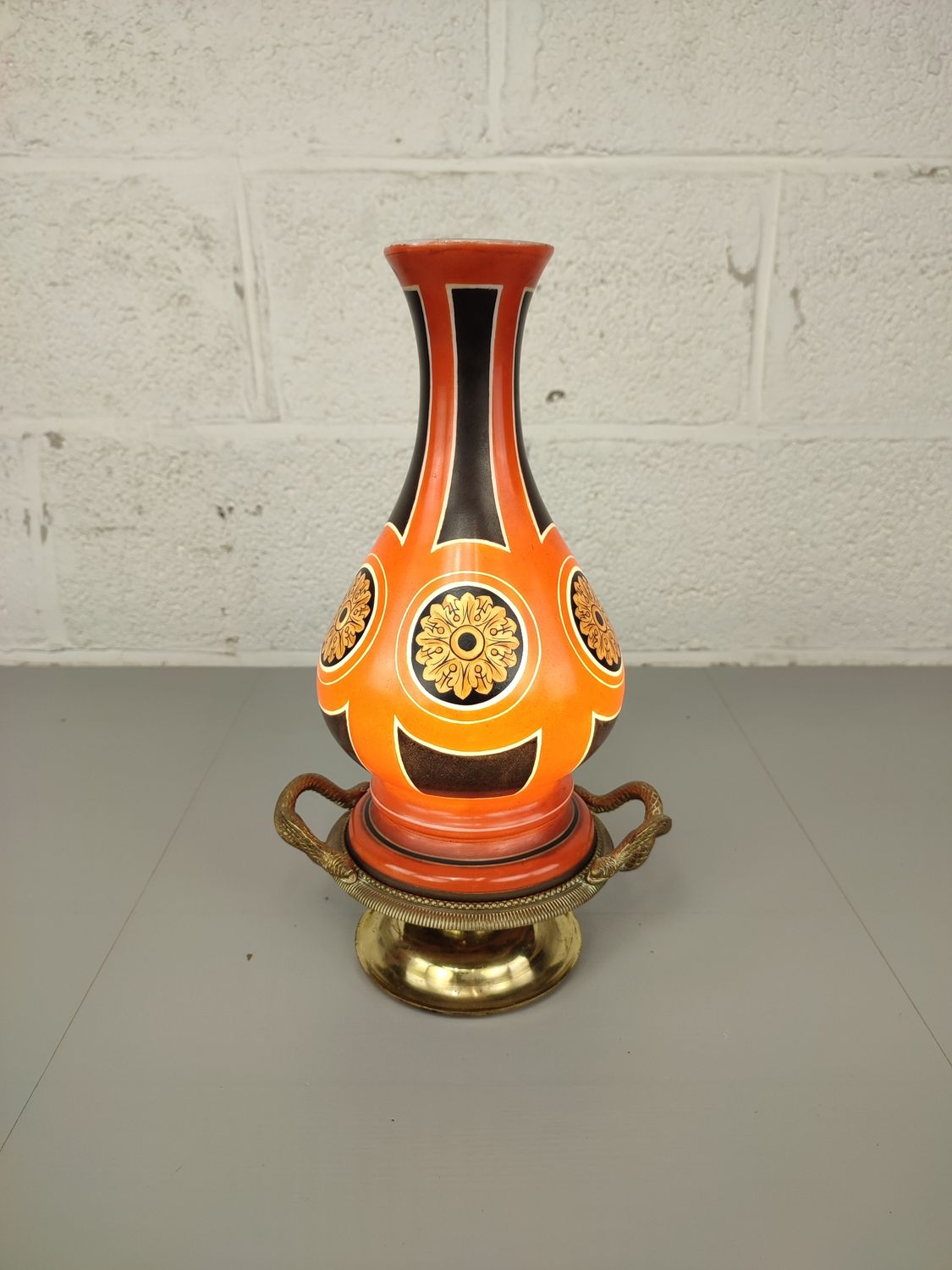Antique bronze table lamp with opaline glass