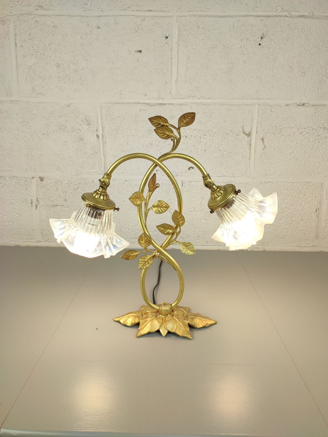 Antique gart deco desk lamp