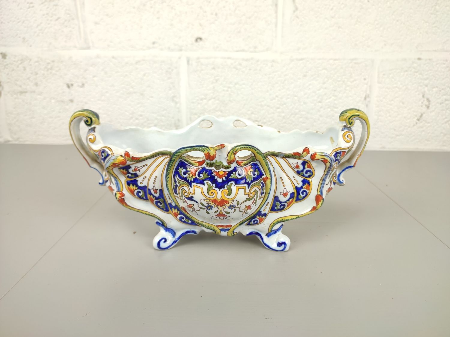 Antique Vieux Rouen jardinière