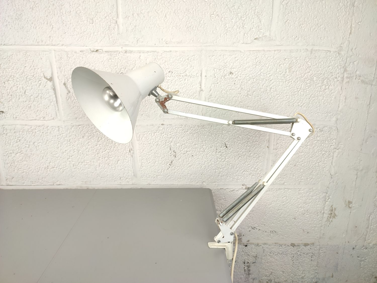 White adjustable lamp