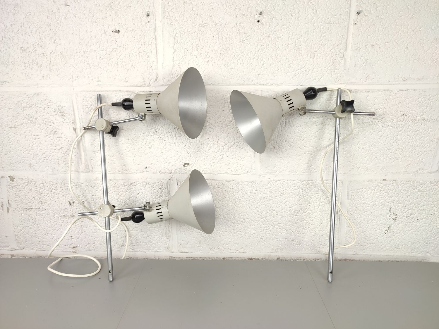 Set of adjustable workshop lamps
