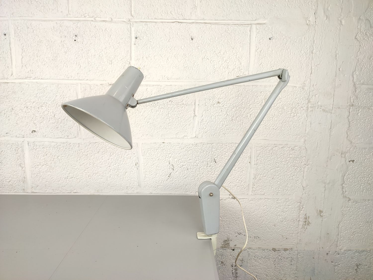 Grey hinge lamp Swing model 605