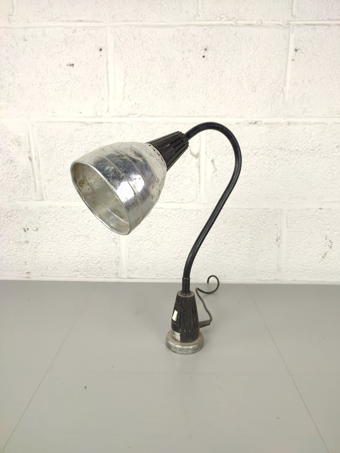 Vintage workshop lamp / magnet lamp velux
