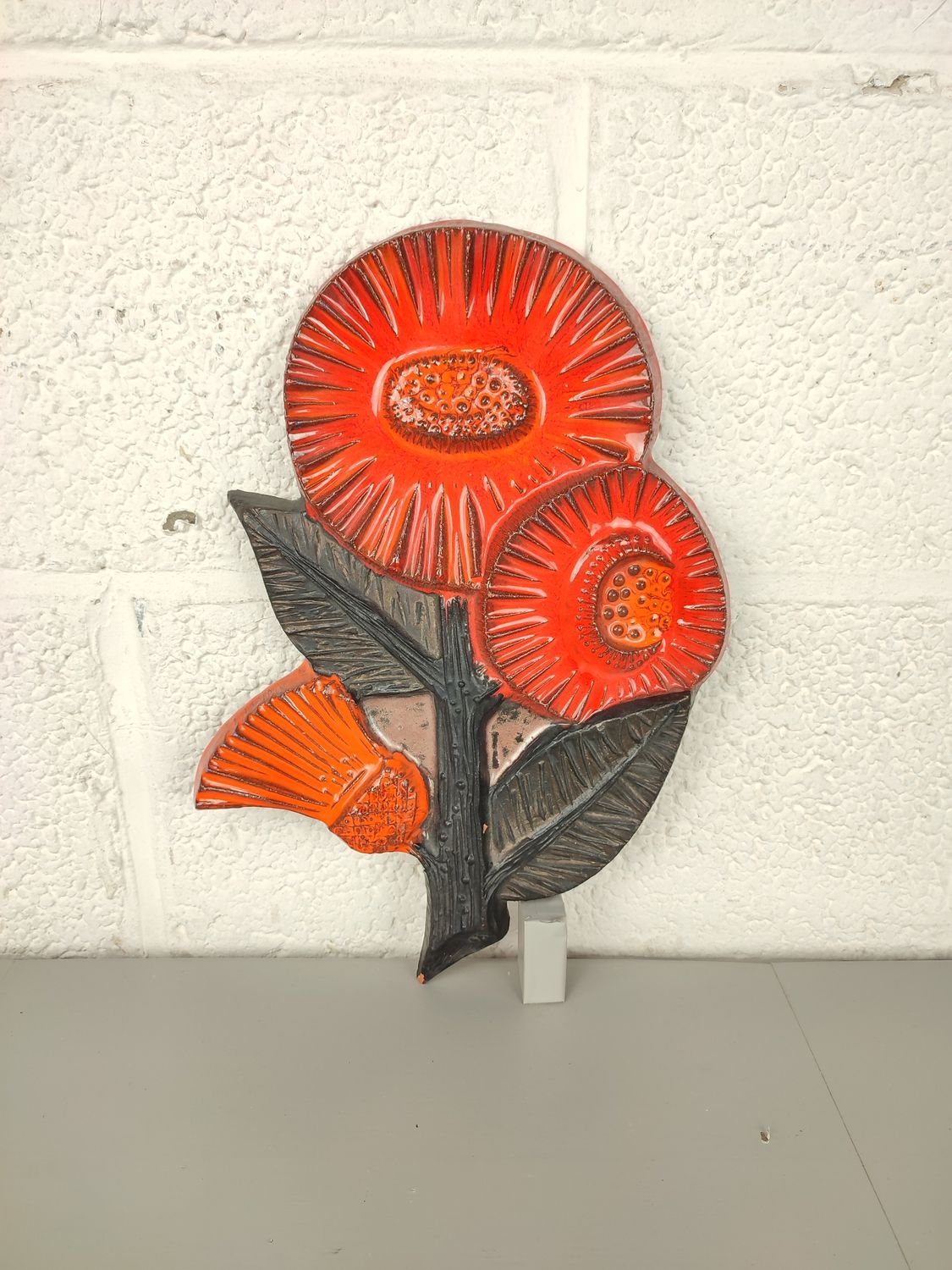 Vintage ceramic wall flower Elisabeth Vandeweghe