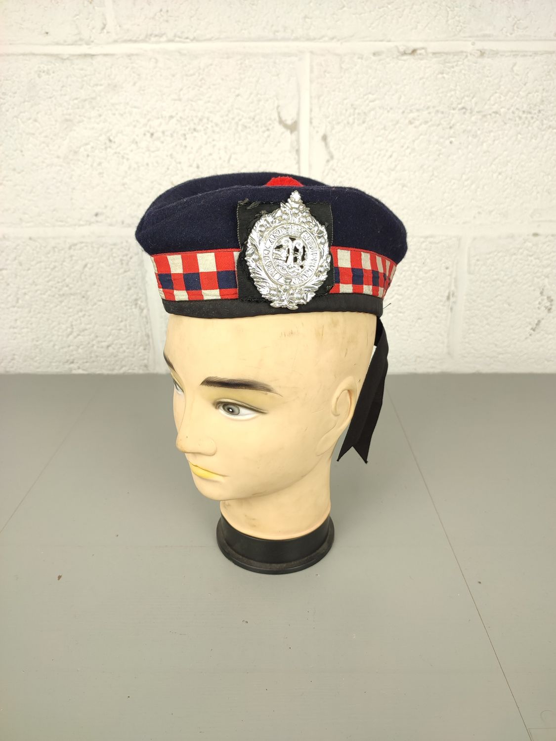 Scottish Glengarry bonnet