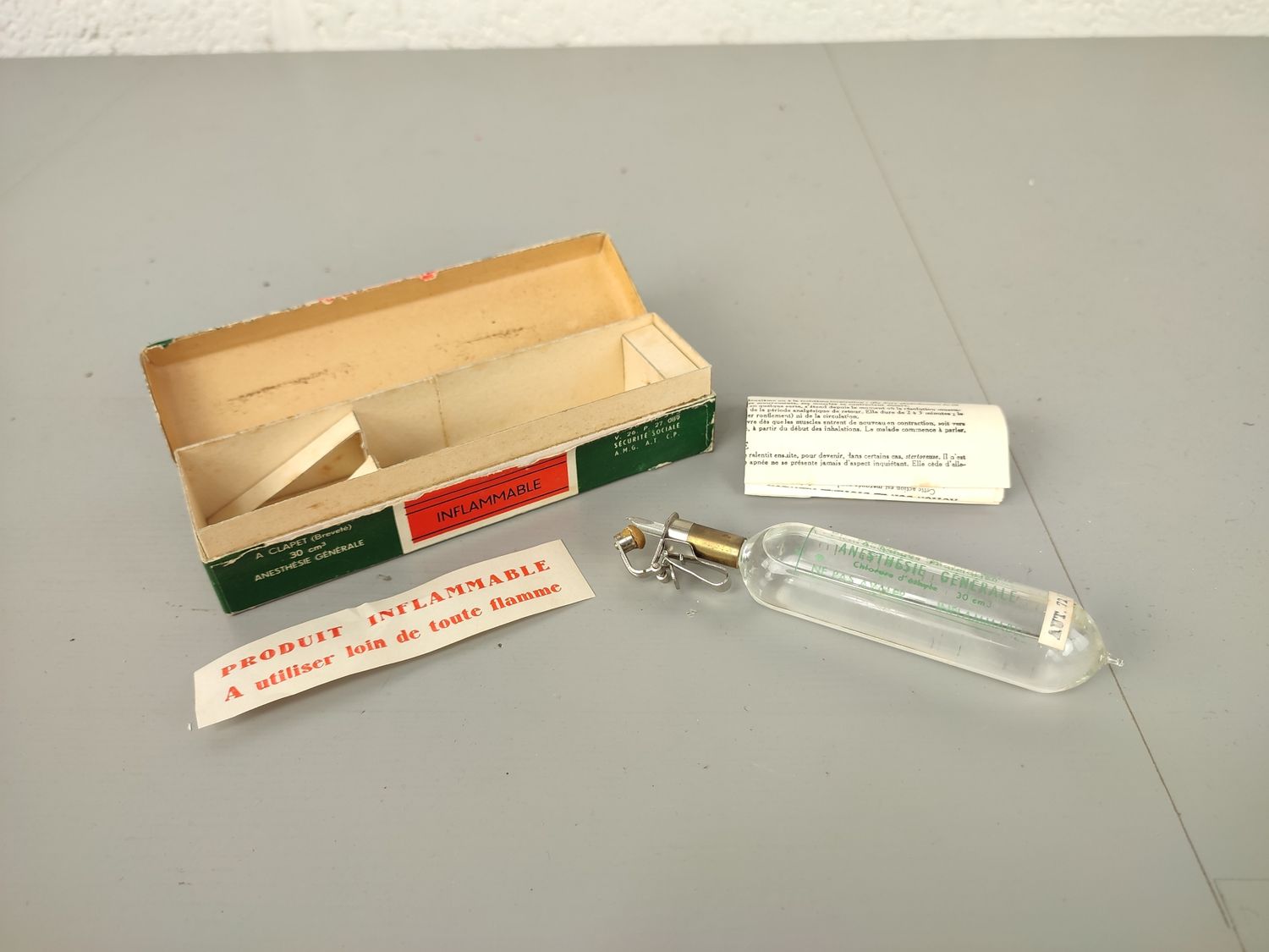 Ols anesthetic ampoule with chlorethyle