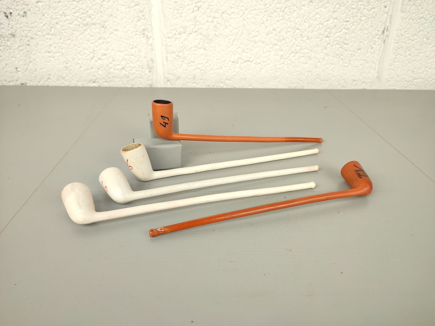 Lot of 5 old clay pipes
