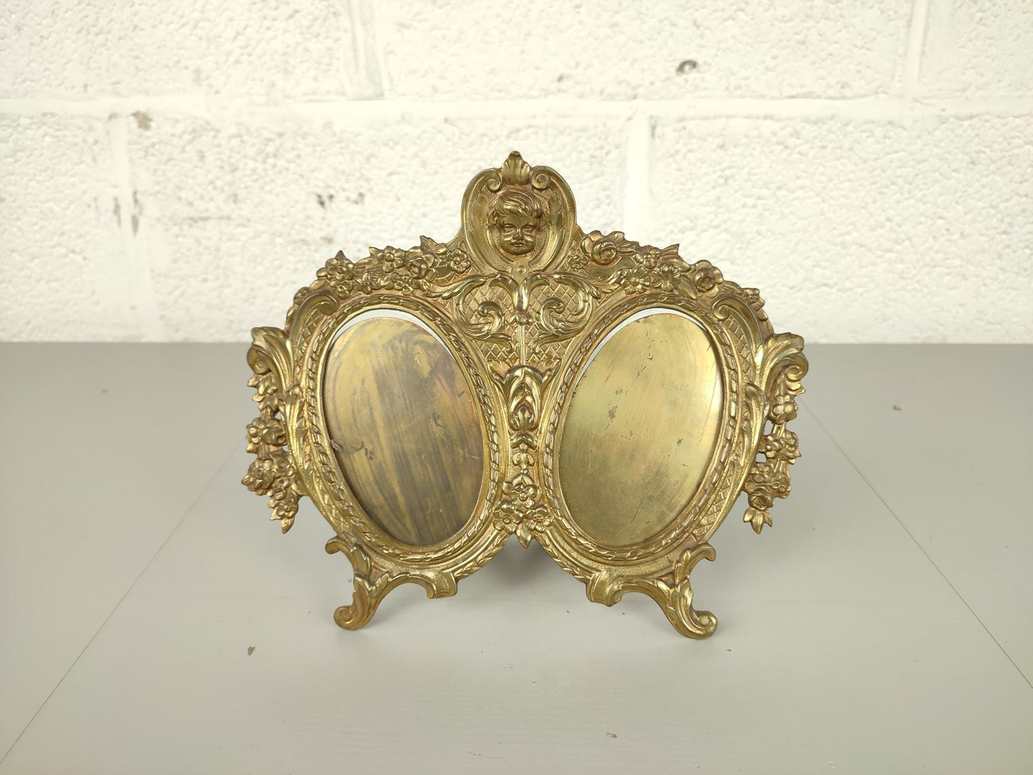 Double brass photo frame