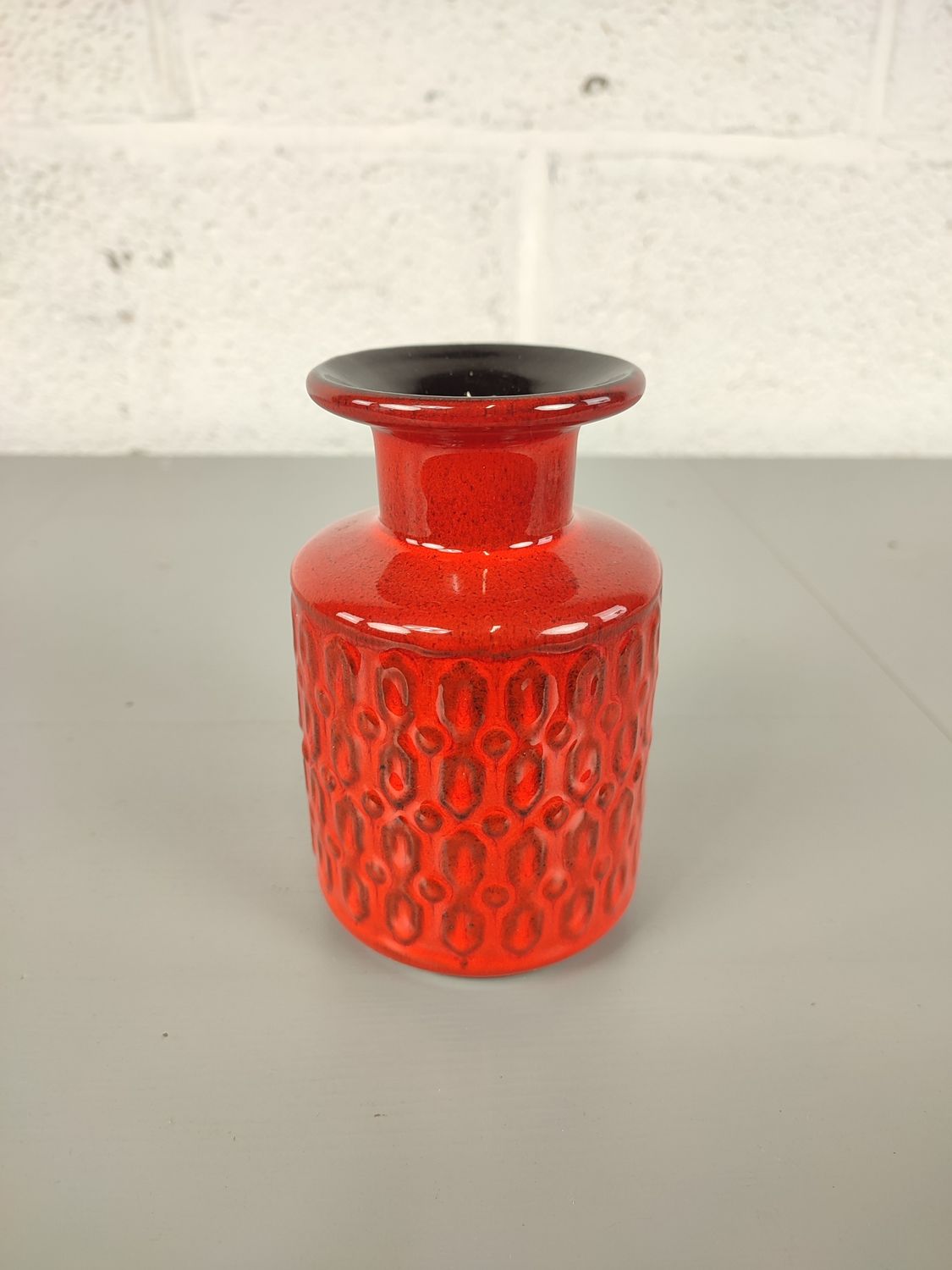 Vintage W-Germany vase red