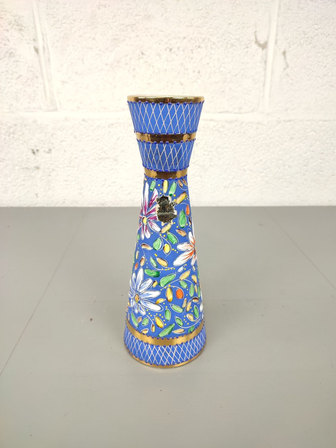 Colorful vase Hubert Bequet