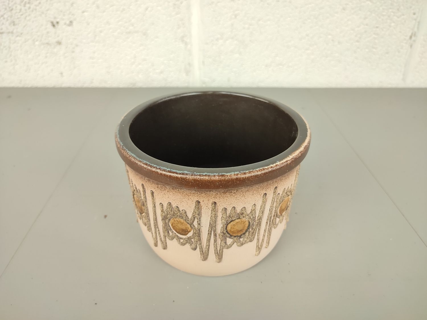 Vintage flower pot