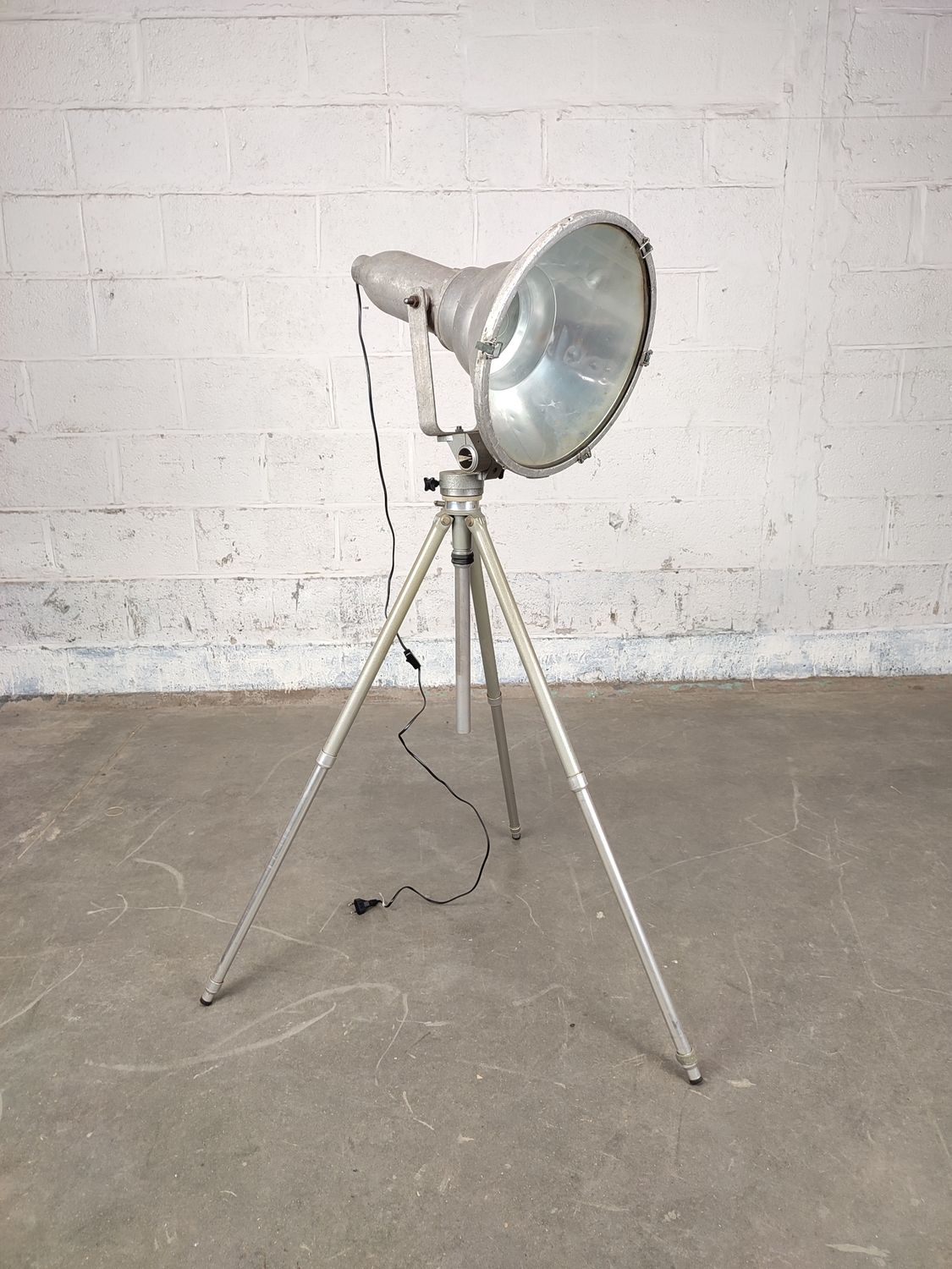 Large spotlight on a tripod