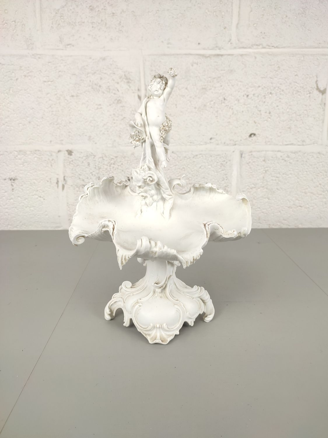 Antique biscuit centerpiece