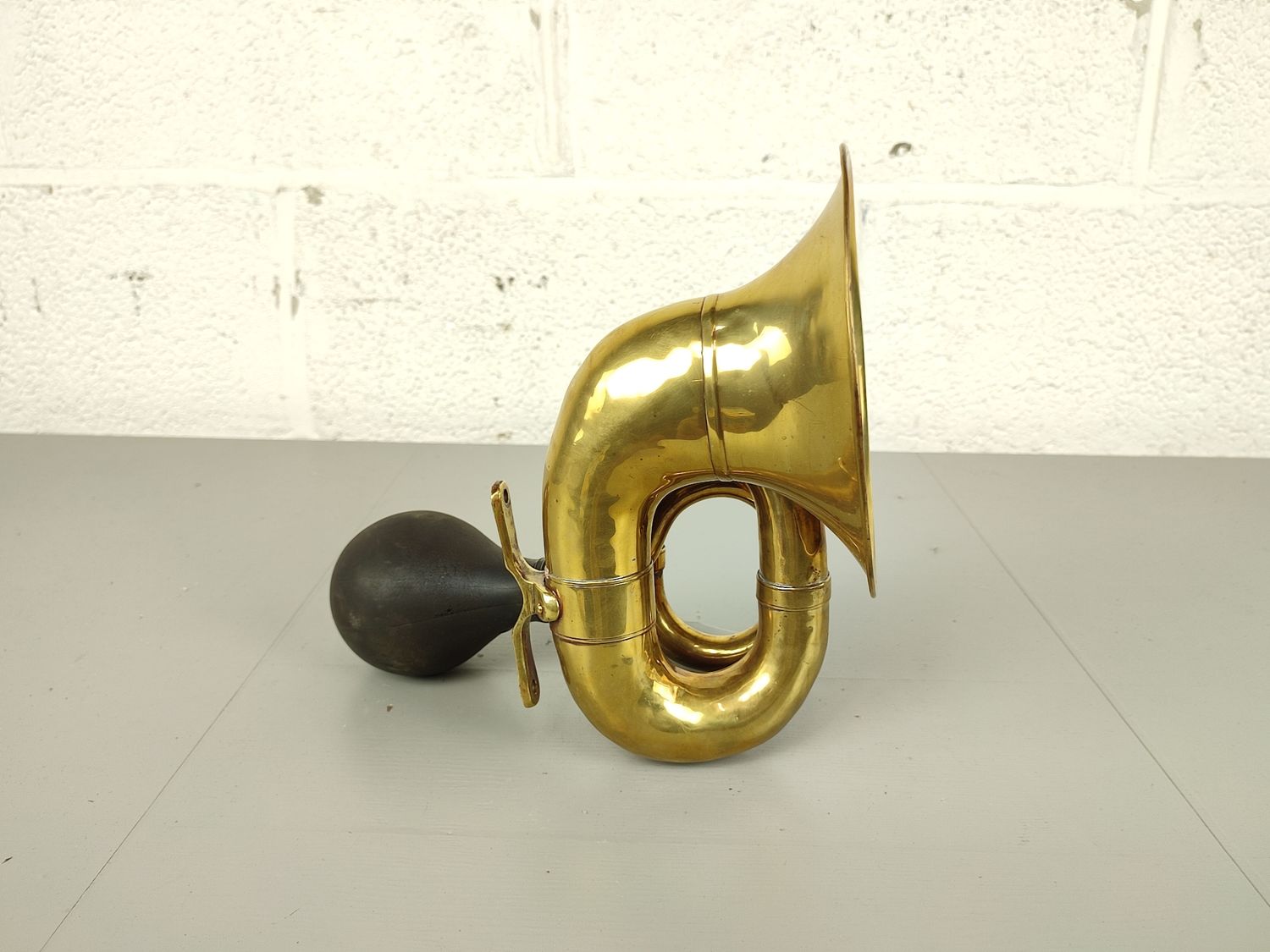 Antique brass car horn
