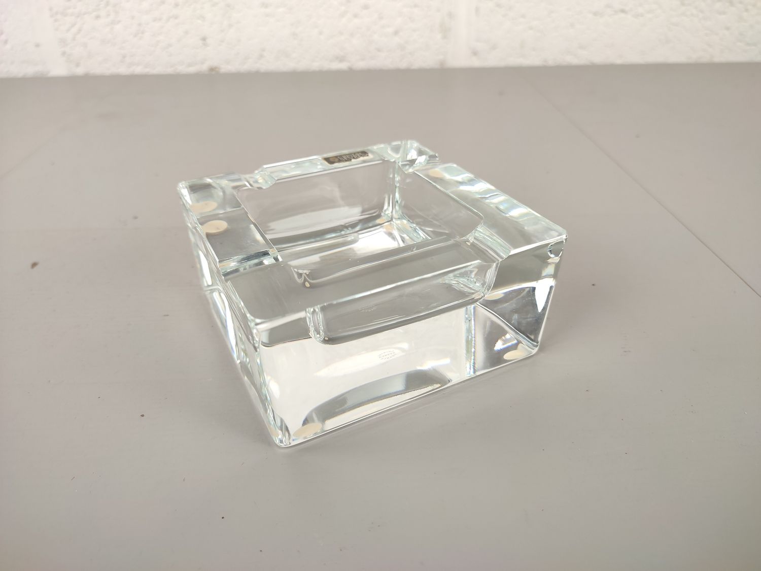 Cristal de Sèvres ashtray