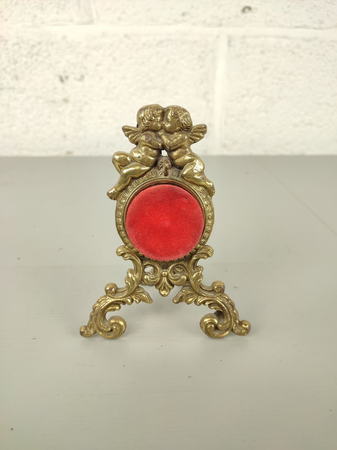 Brass pocket watch holder
