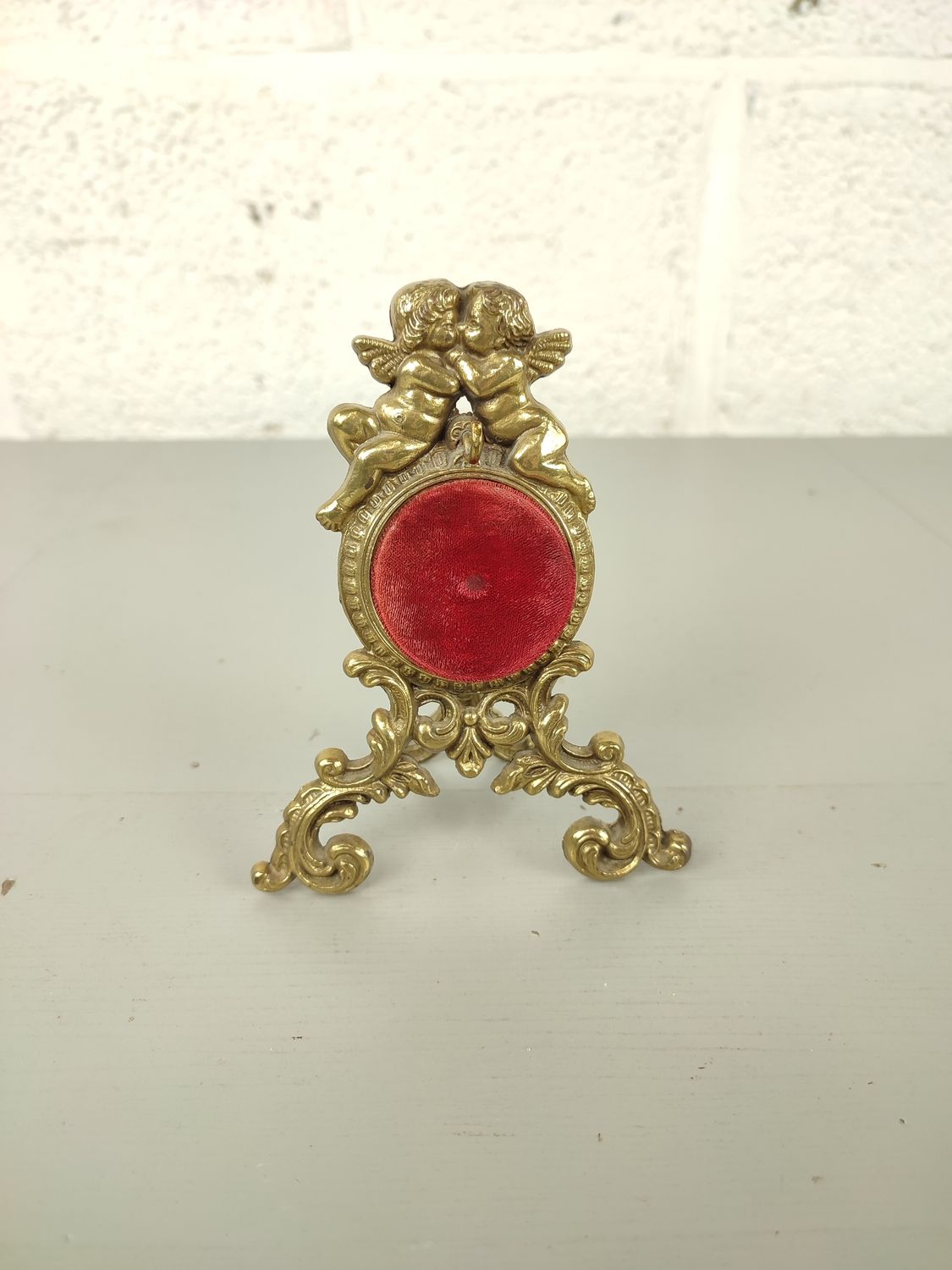 Brass pocket watch holder