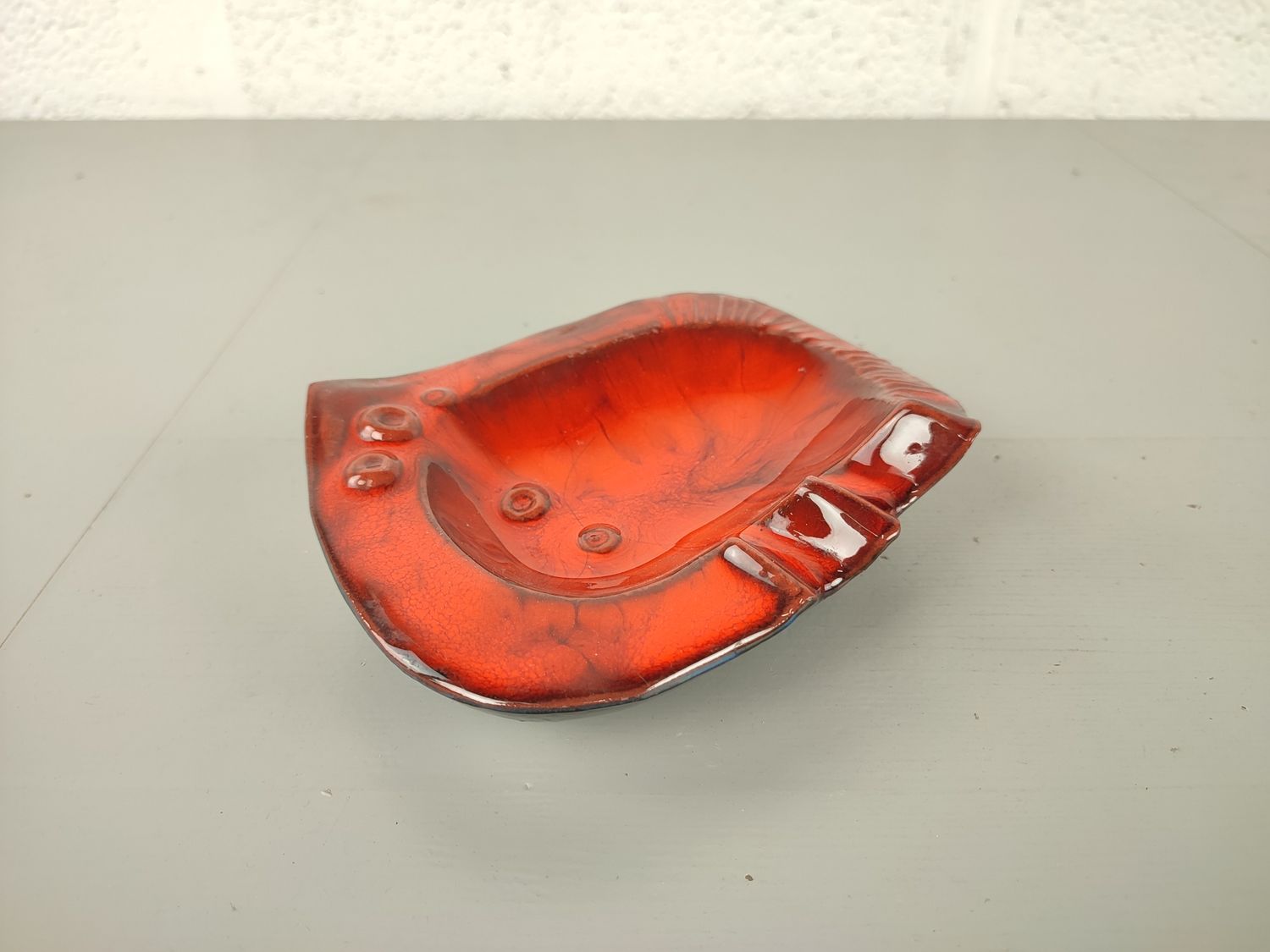 Vintage ceramic ashtray