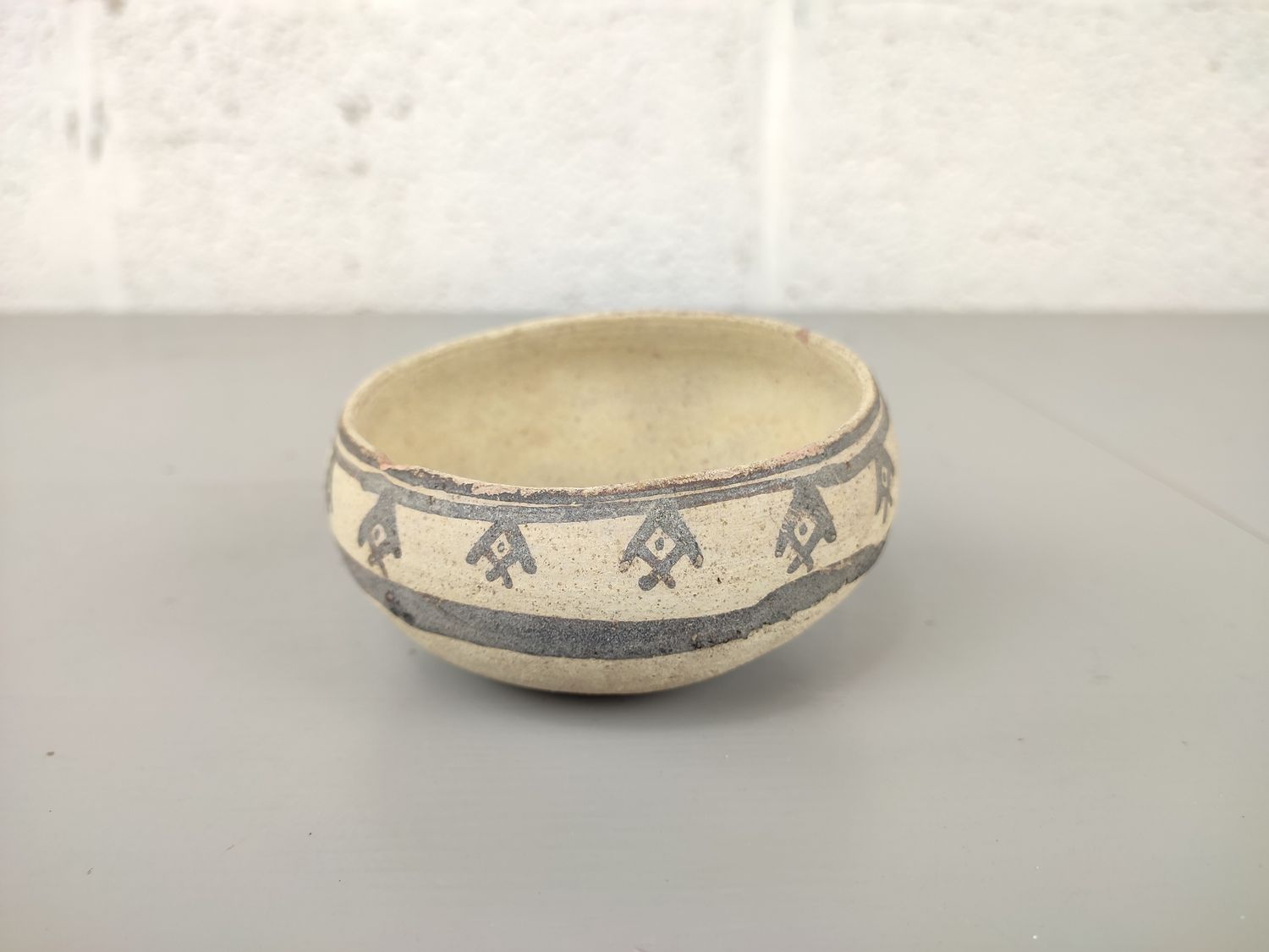 Antique Chancay bowl from Peru (1300-1450 a.d.)