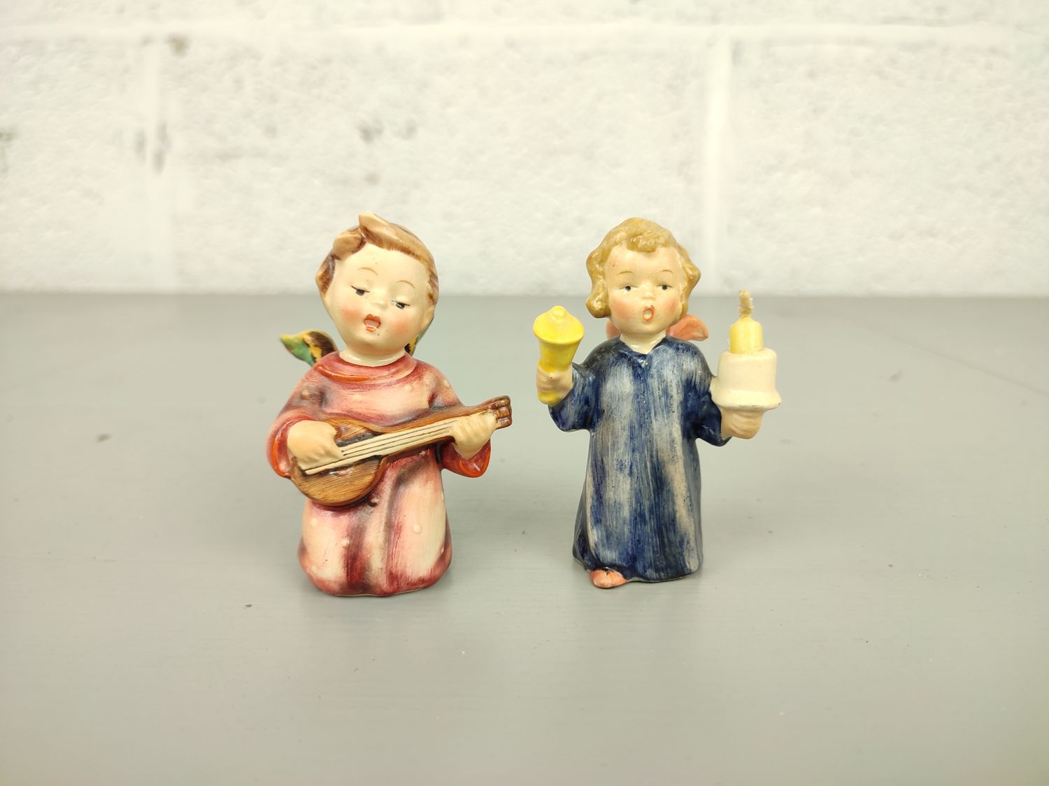 2 small Hummel figurines