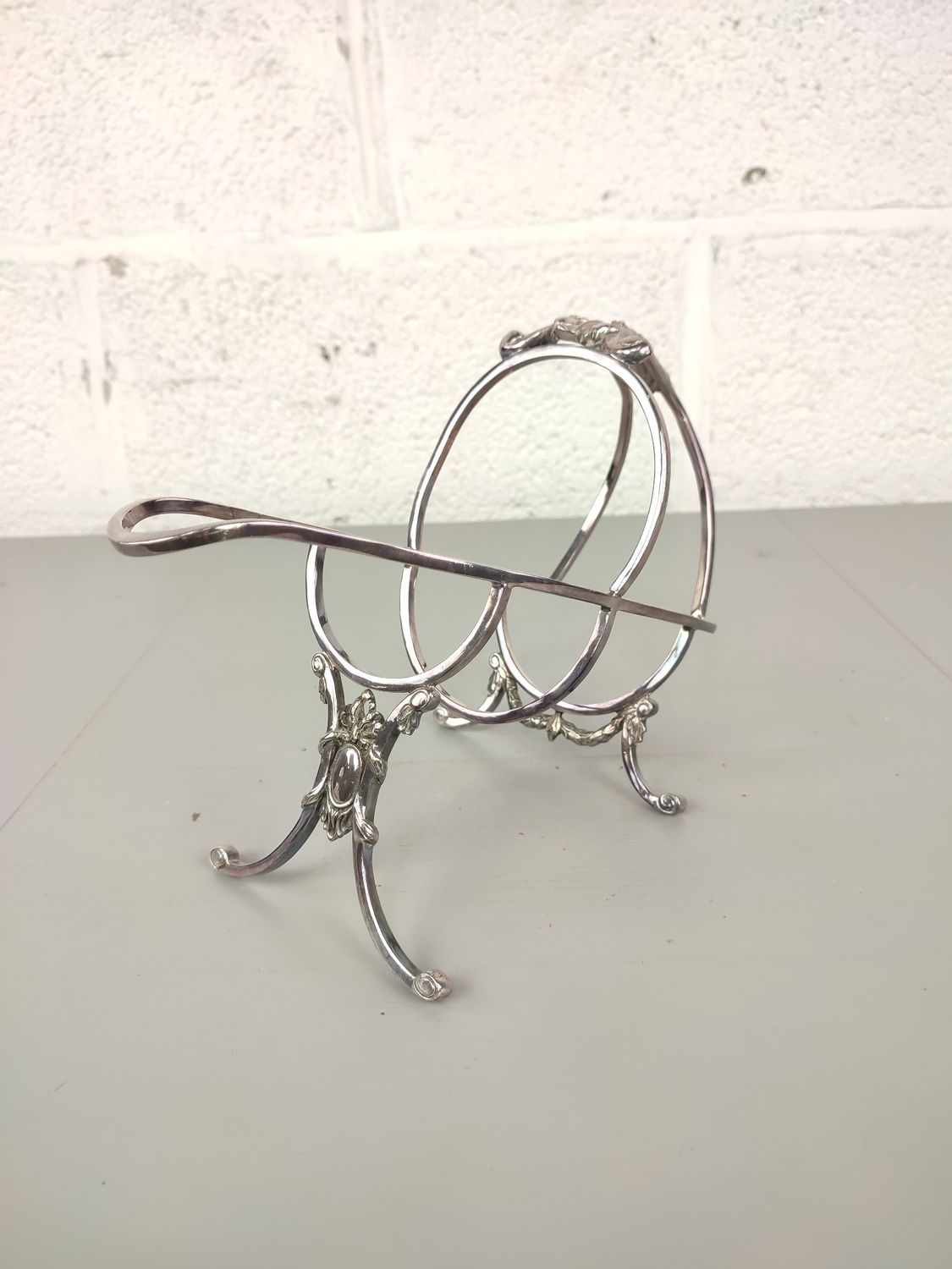 Antique Wiskemann wine bottle holder