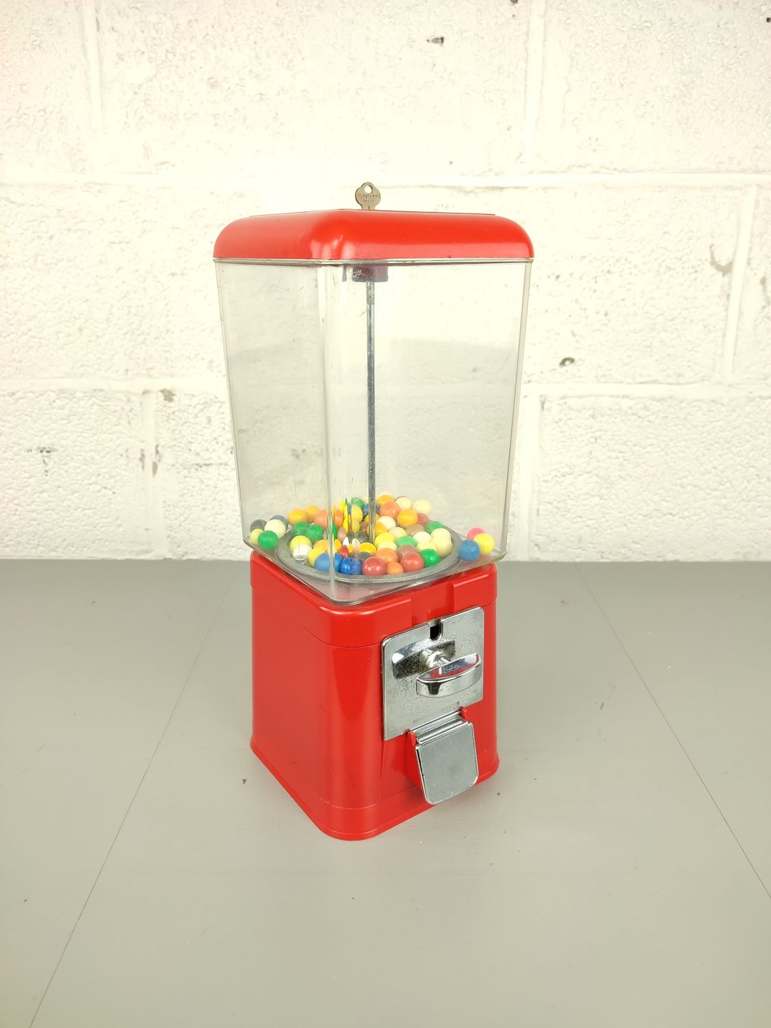 Vintage gumball machine