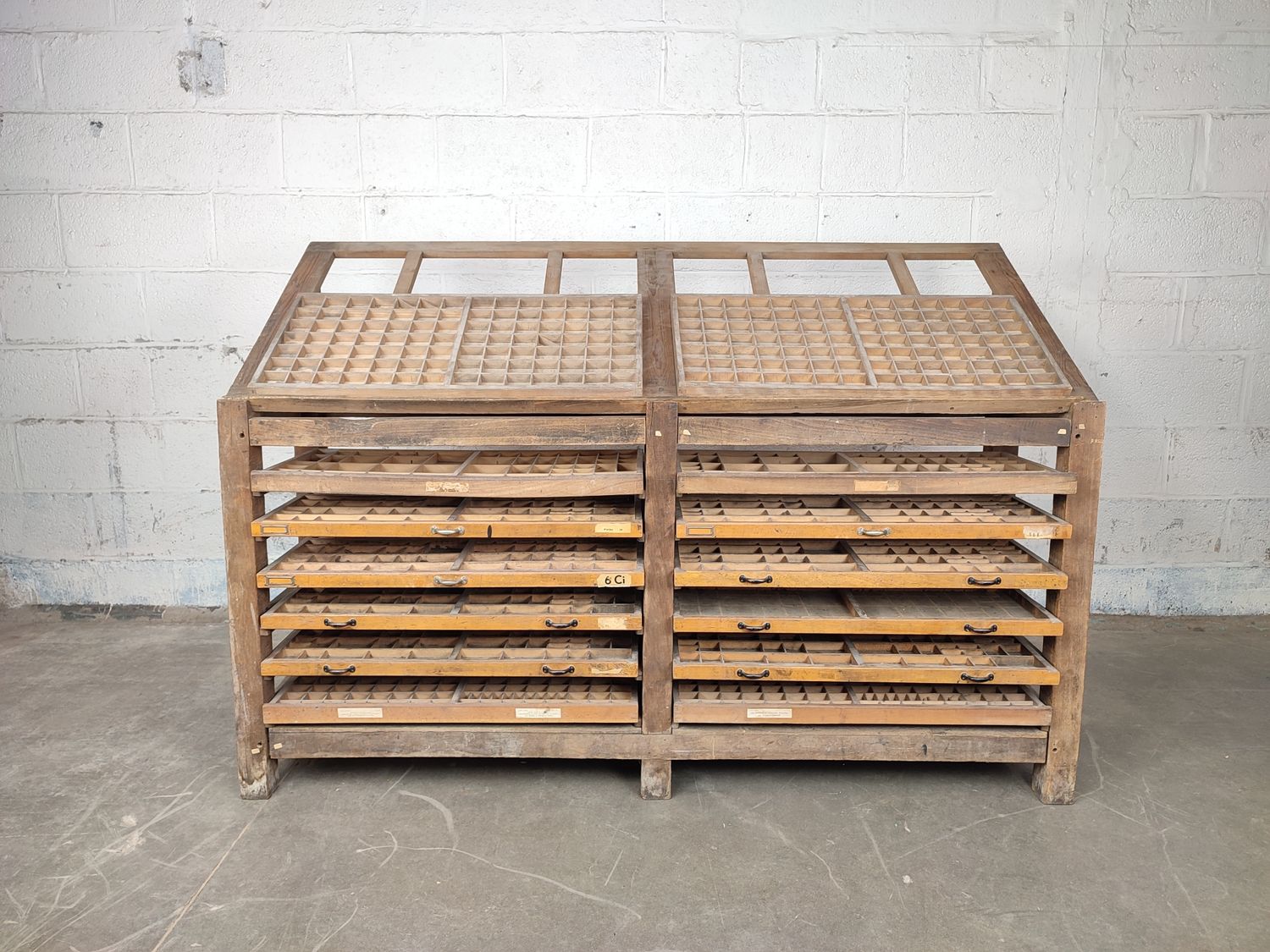 Antique type case cabinet