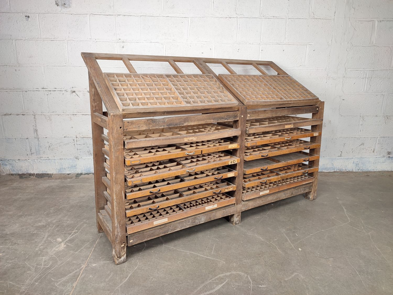 Antique type case cabinet