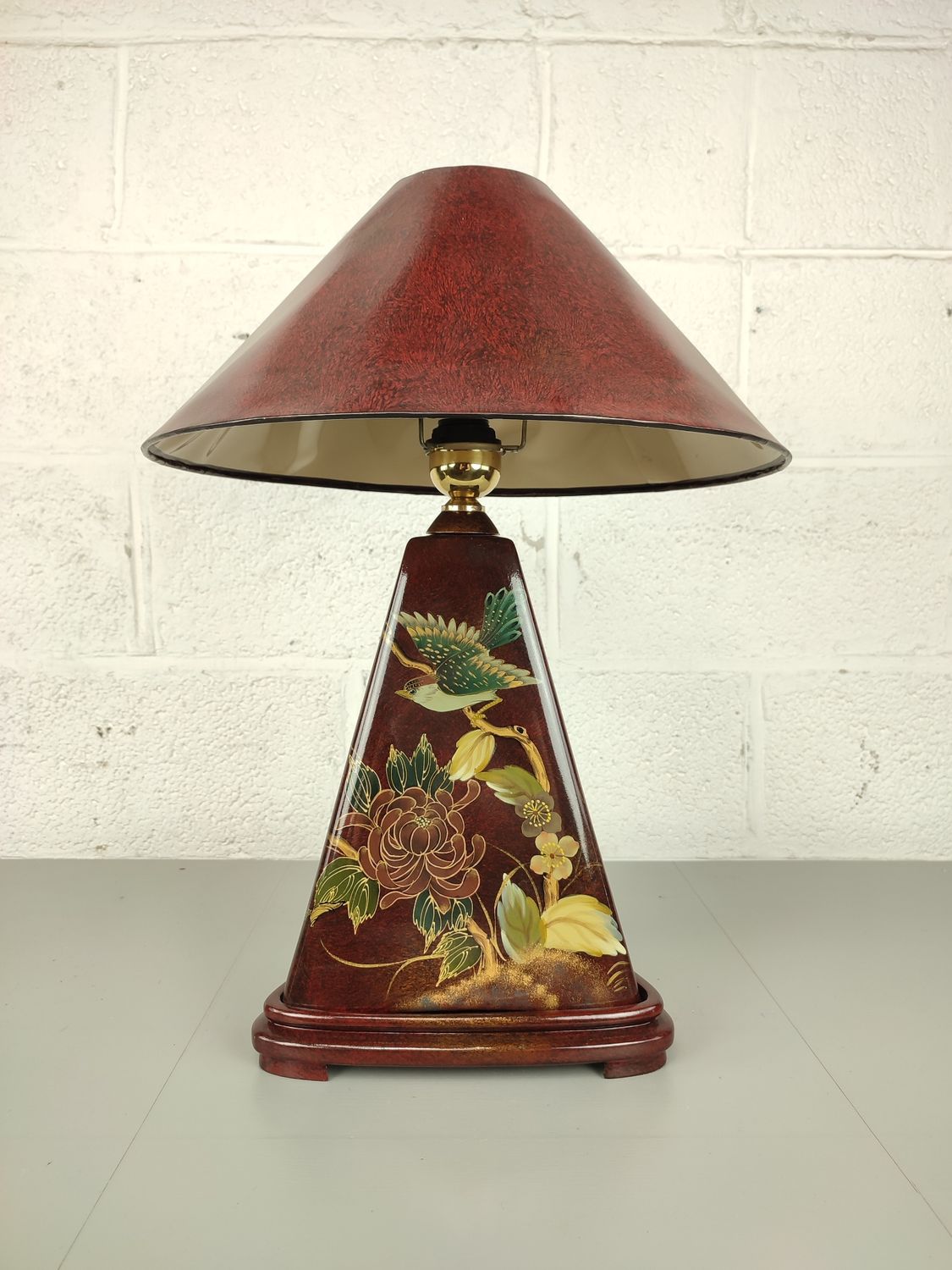 Chinese lacquered table lamp