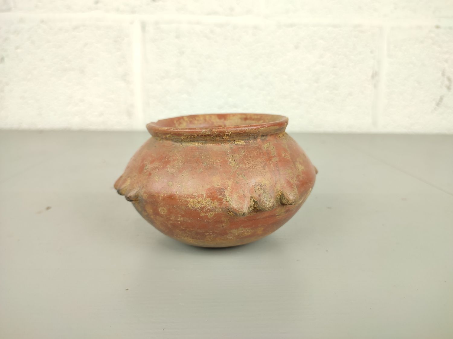 Antique Narino bowl from Colimbia (800-1500 a.d.)