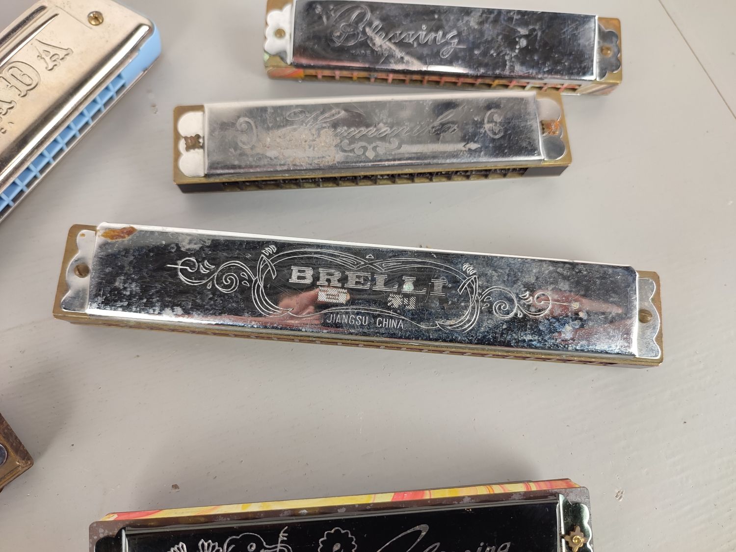 7 Chinese harmonicas