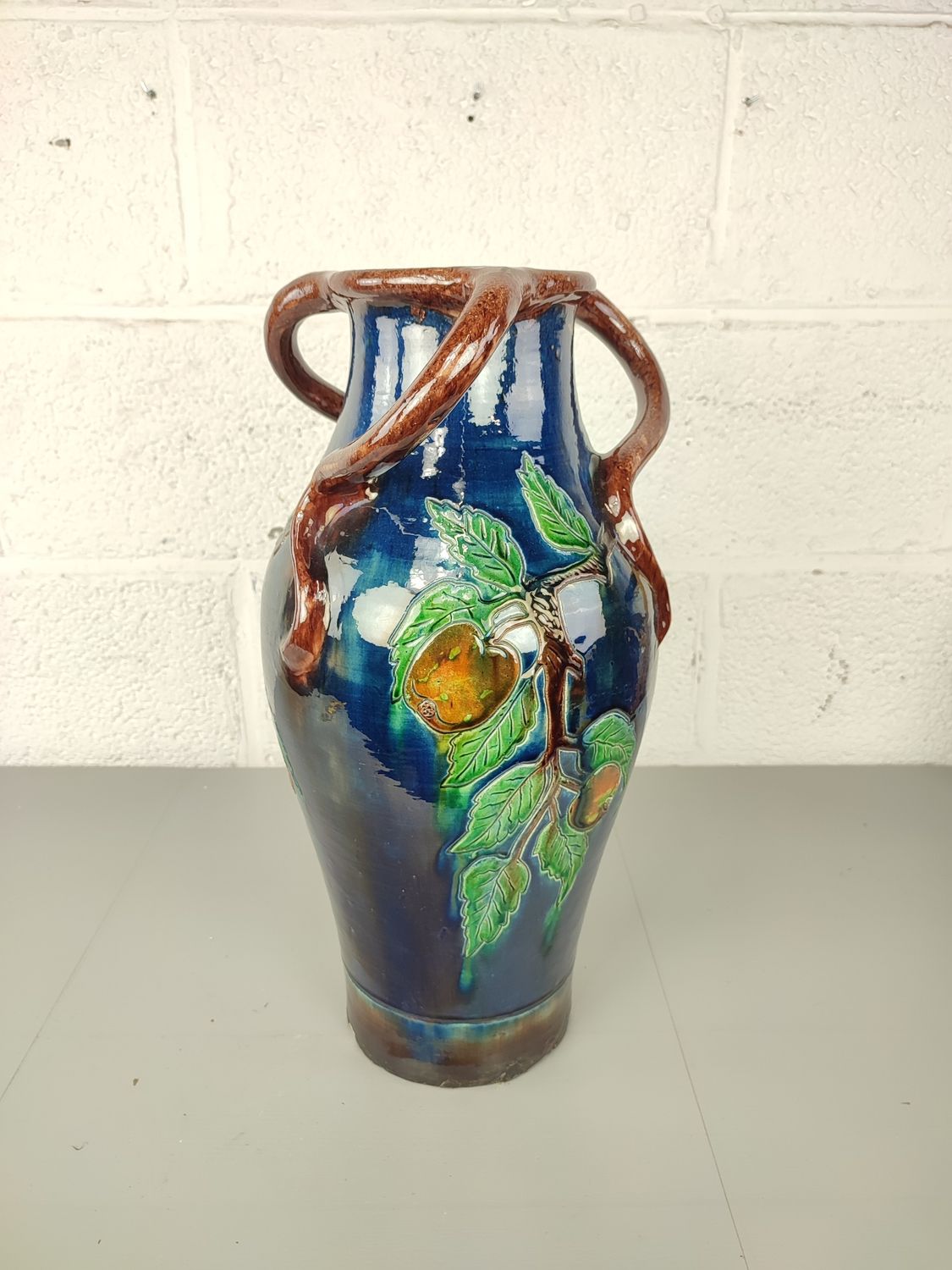 Vase in Flemish earthenware 51cm