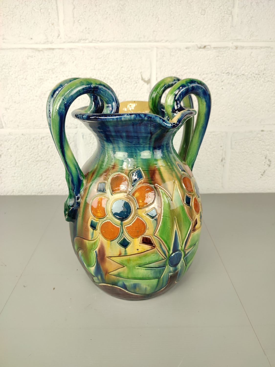 Vase in Flemish earthenware 40cm