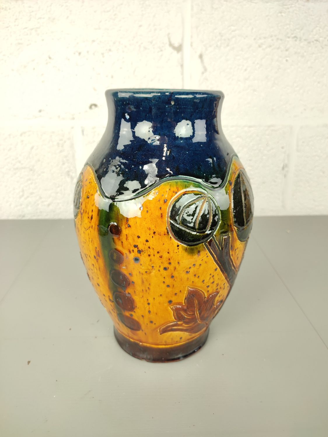 Vase in Flemish earthenware 44cm