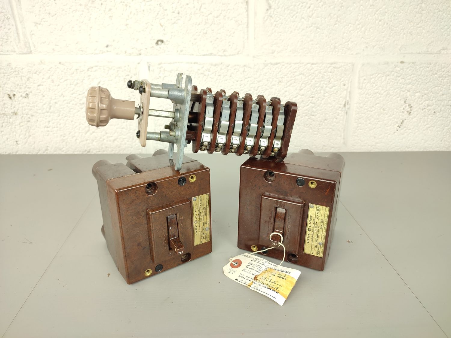 3 large US Navy stock electronical items