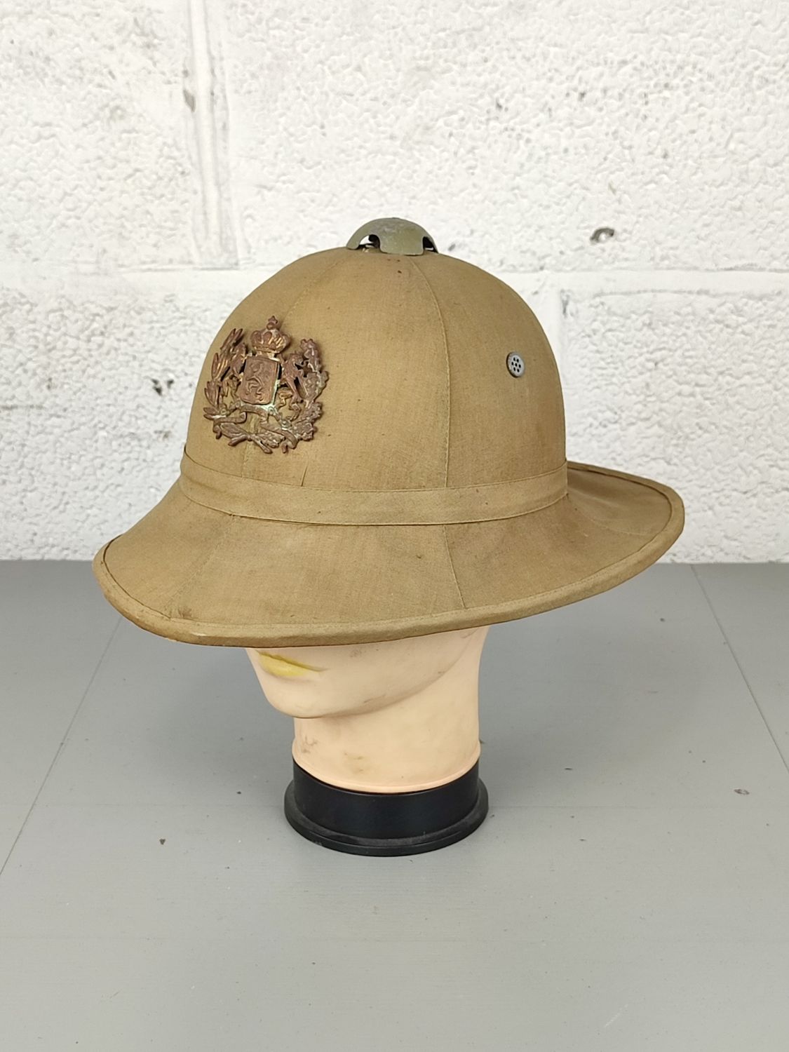 Belgian Congolese pith helmet