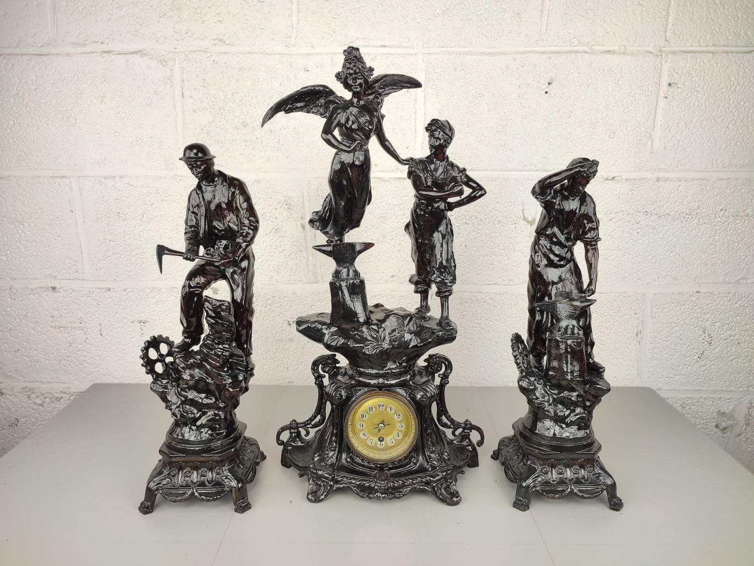 Large zamak mantelpiece