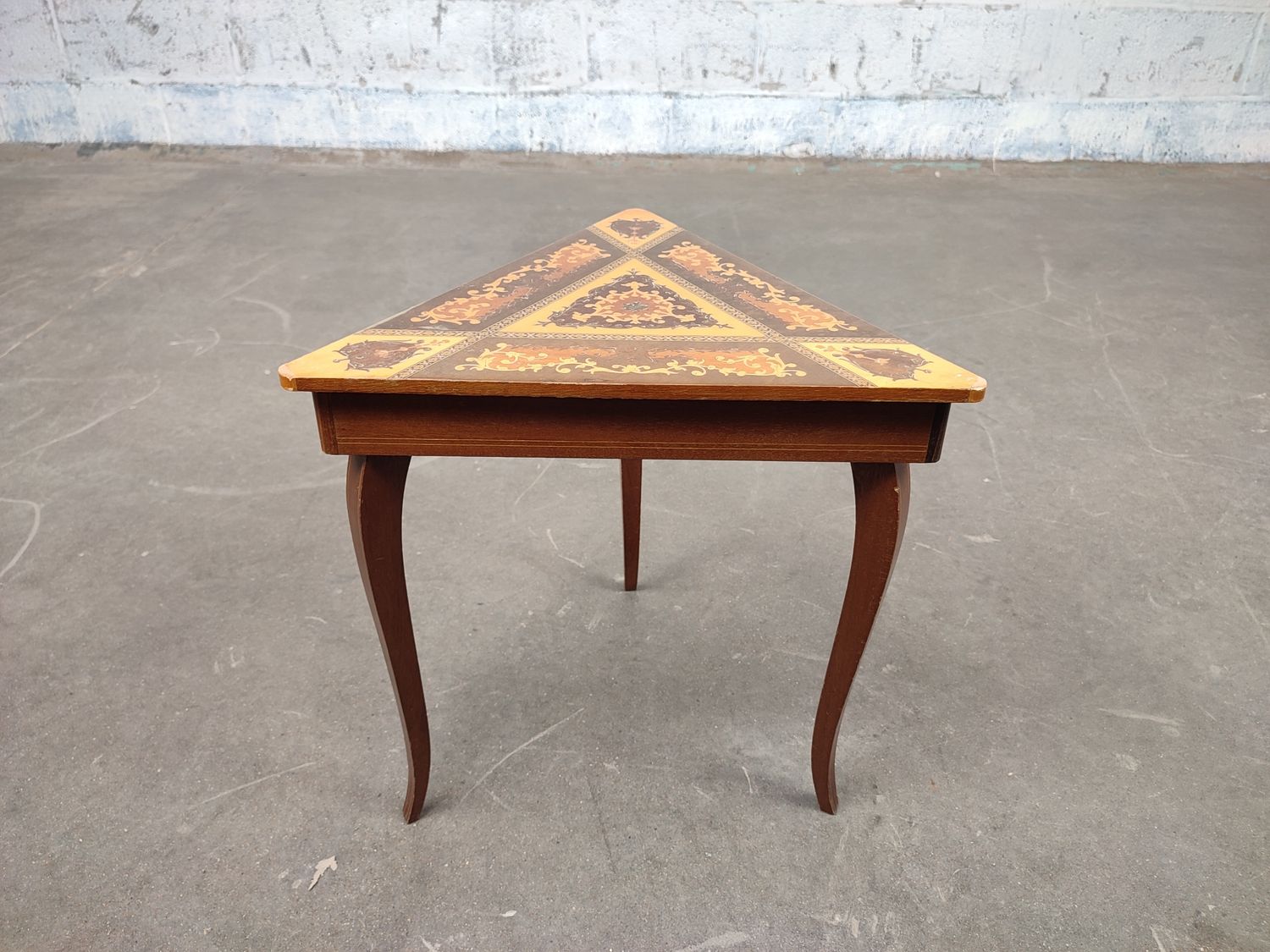 Vintage Italian music table
