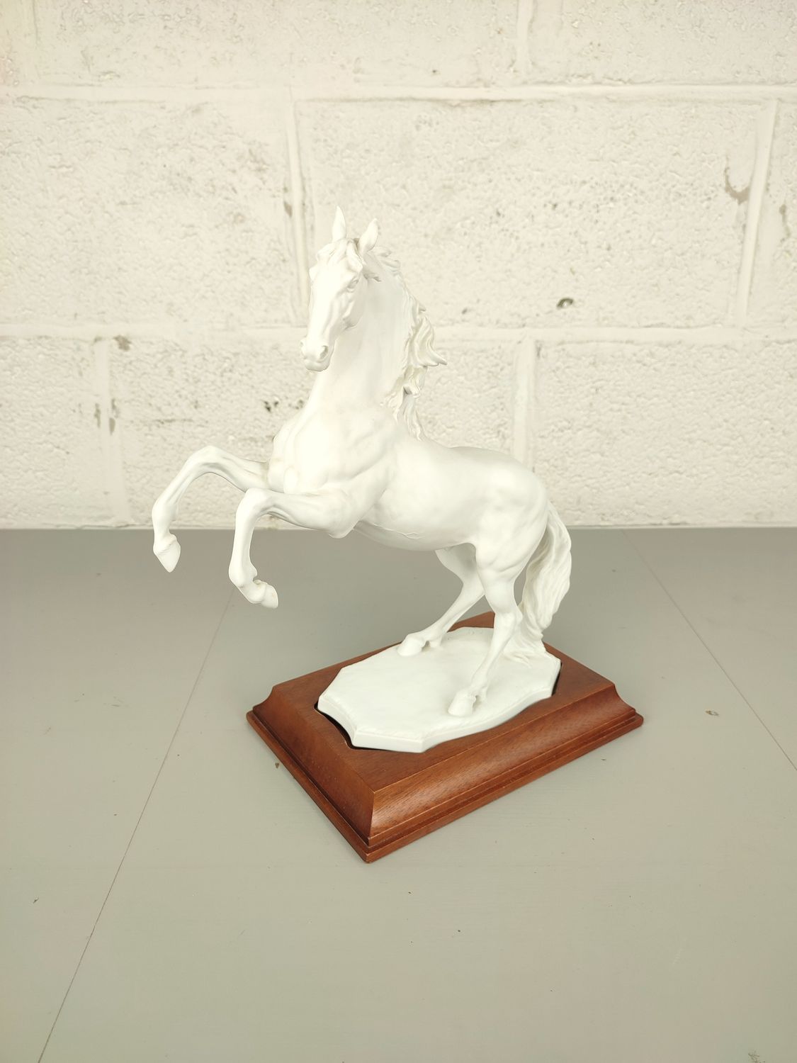 Biscuit horse figurine Kaiser