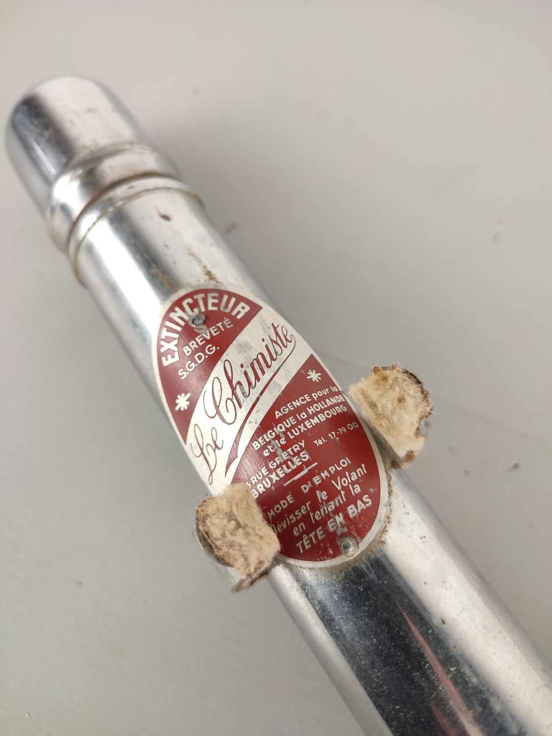 French car fire extinguisher 'Le Chimiste'