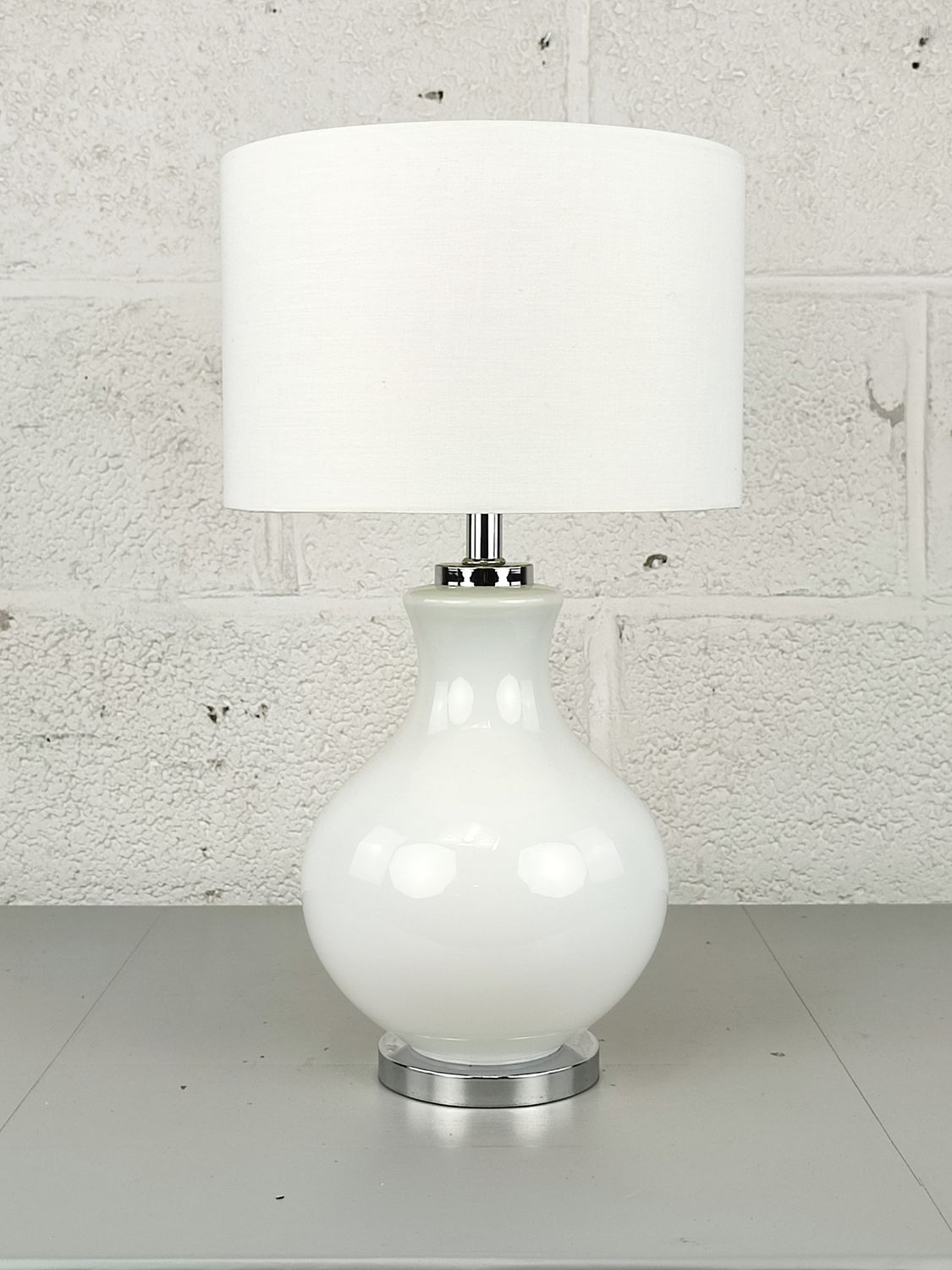 White opaline table lamp